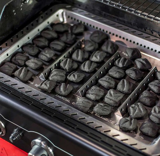 Gratar pe gaz si carbuni hibrid Char-Broil Gas2Coal 2.0 330 cu 3 arzatoare 140925