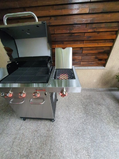 Gratar pe gaz din inox Char-Broil Professional Pro S 3, grile din fonta, sear burner, TRU-Infrared 140920