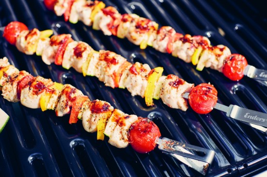 Set 6 tepuse metalice pentru gatit kebab si frigarui la gratar Enders 8802