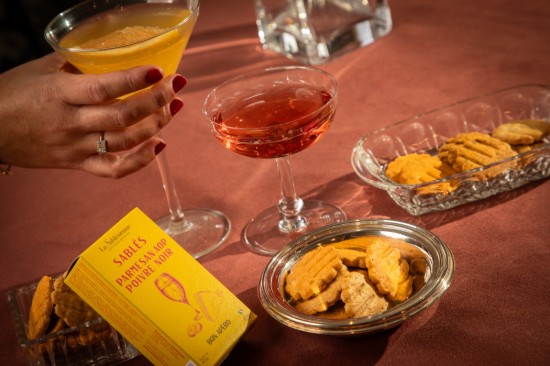 Biscuiti Sablés sarati cu parmezan AOP si piper negru, 40 g ℮, La Sablésienne, Franta