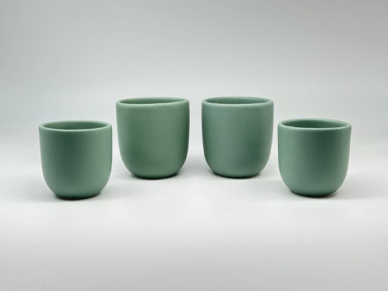 Set 3 cesti cafea ceramica (250ml, 150ml, 80ml), pahare Novum Mint Green, verde menta pudrat mat, gresie glazurata manual