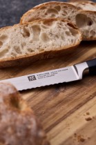 Cutit pentru paine, 20cm, "TWIN Four Star" - Zwilling