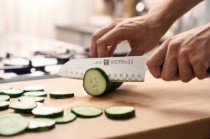 Cutit Santoku, 18cm, "ZWILLING Gourmet" - Zwilling