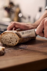 Cutit pentru paine, 20cm, "Professional S" - Zwilling