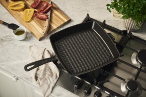 Tigaie grill patrata, fonta, 30cm, Black - Staub