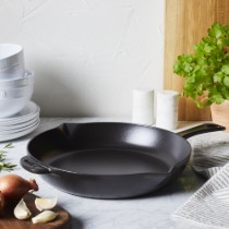 Tigaie fonta, 26cm, Black - Staub