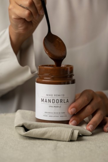 Crema de migdale tartinabila bio, 325 g ℮, Laboratorio Niko Romito, Italia
