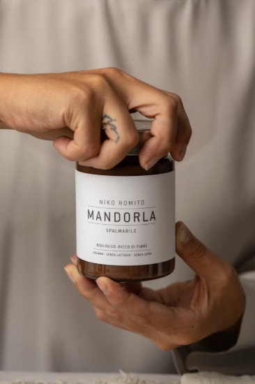 Crema de migdale tartinabila bio, 325 g ℮, Laboratorio Niko Romito, Italia