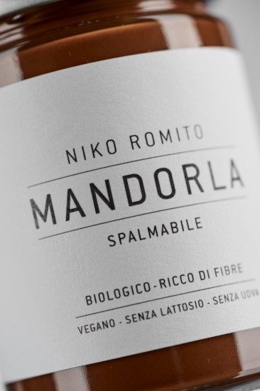 Crema de migdale tartinabila bio, 325 g ℮, Laboratorio Niko Romito, Italia