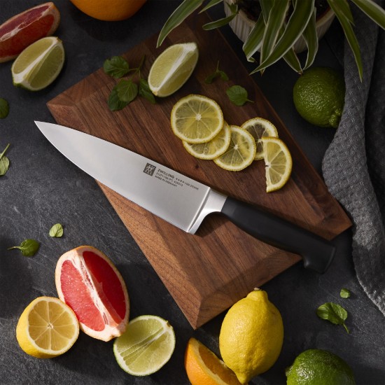 Cutitul bucatarului, 18cm, "TWIN Four Star" - Zwilling