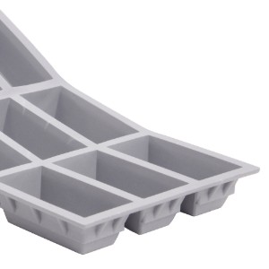 Forma din silicon pentru 9 prajituri dreptunghiulare, 30 x 17,5 cm - de Buyer
