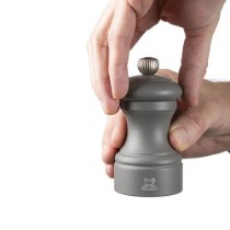 Rasnita pentru piper, 10 cm, "Bistro", Rock Grey - Peugeot