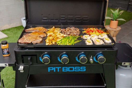 Gratar pe gaz tip plancha cu 4 arzatoare Pit Boss Ultimate Plancha 10813