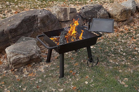 Gratar de campanie pe carbuni Cook Wagon Camp Chef CC-FPGG, grila otel, tava fonta