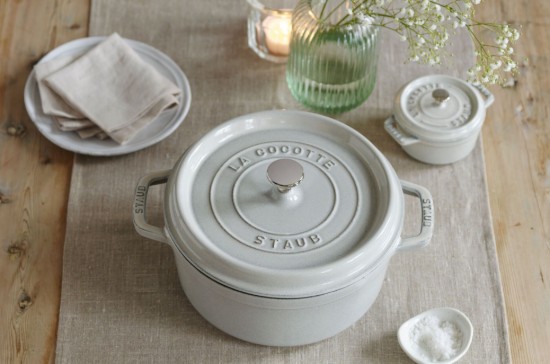 Oala Cocotte fonta, 20cm/2,2 L, White Truffle - Staub
