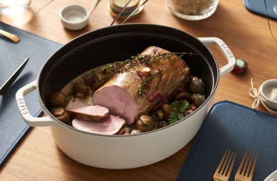Oala Cocotte ovala, fonta, 31cm/5,5L, White Truffle - Staub