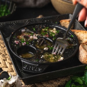 Tava pentru melci, cu 6 compartimente, fonta, 14 cm - Staub