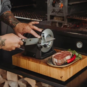 Ascutitor de cutite Tormek T-1, 120 W, Black Oak - Tormek