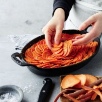 Tava ovala, fonta, 28cm, Black - Staub